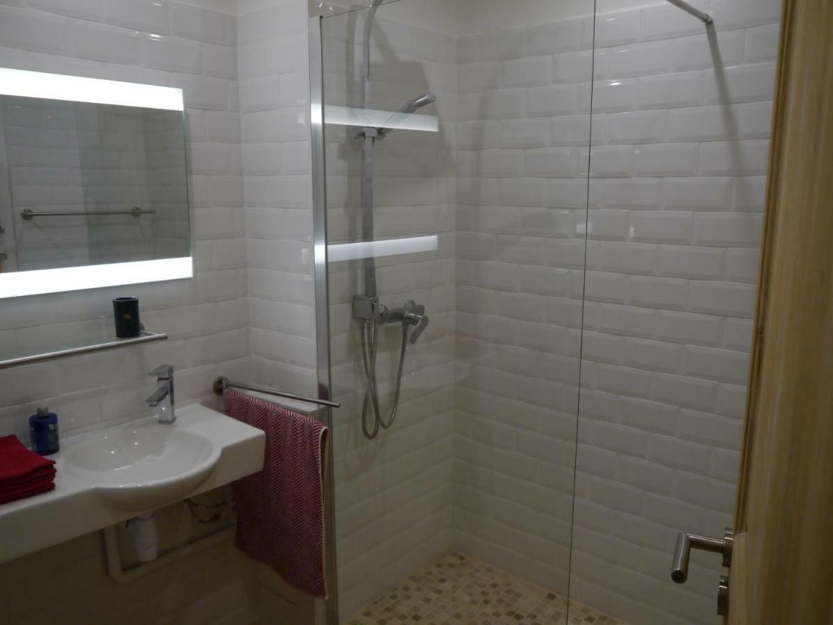 Apartamento Aux 4 Fontaines Narbona Exterior foto